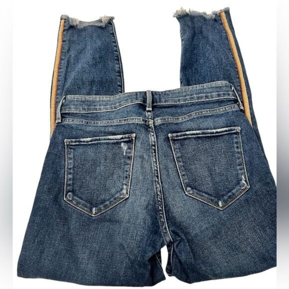 Abercrombie & Fitch Harper Low Rise Ankle Medium Wash Side Ribbon Size 4 - Picture 2 of 13